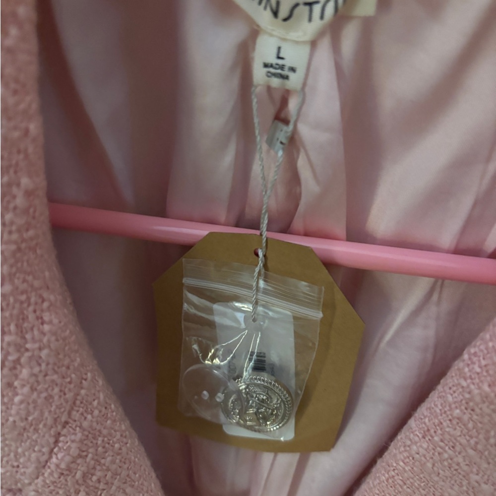 Perfectly Pink - Picture 2 of 6